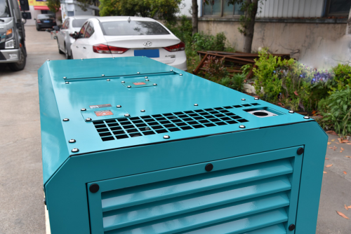 Дизельный компрессор Aztec UDS390S-7 в Красноярске фото 4